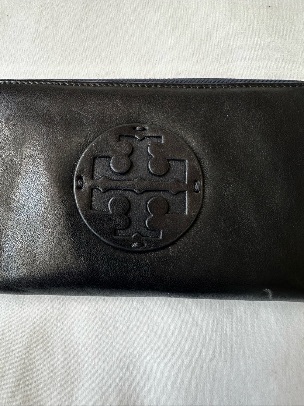 Tory Burch Bombe T Zip Continental Wallet Black Leather Logo Wristlet Clutch - Picture 10 of 10